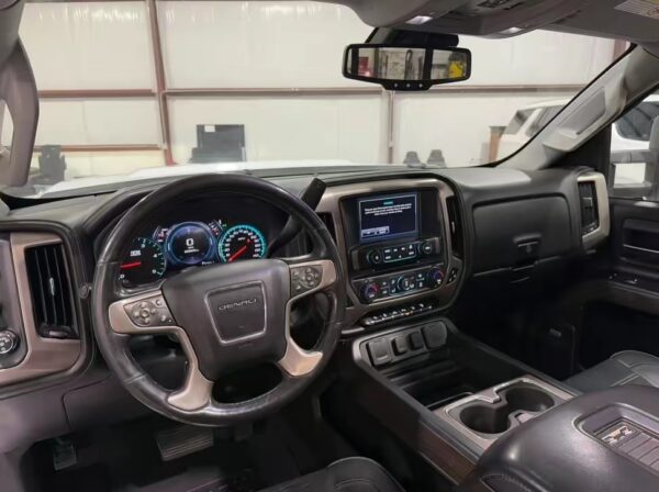 2017 GMC SIERRA 3500HD DENALI - Image 14