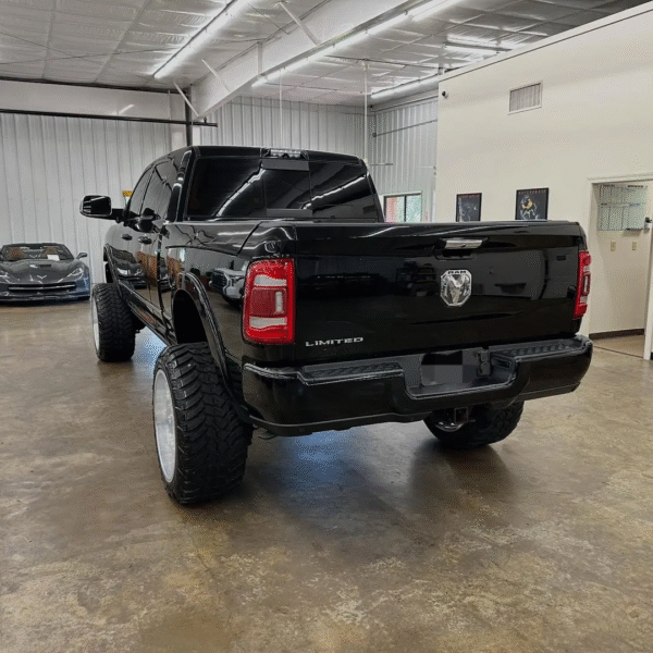 2020 RAM 3500 LIMITED MEGA CAB - Image 5