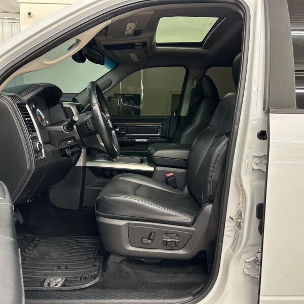 2017 RAM 2500 LARAMIE - Image 4